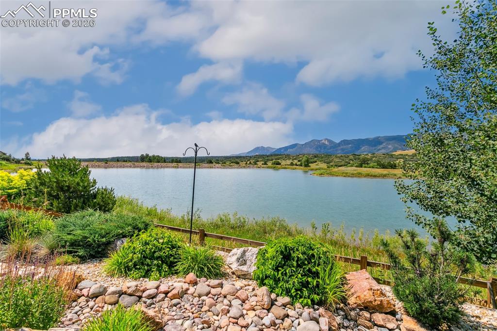 Image 41 of 50: Unobstructed Breath Taking Views!