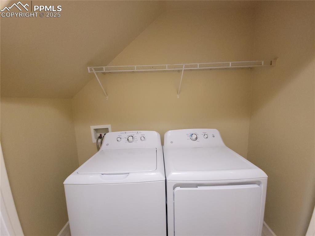 Image 20 of 23: W/D comes with property