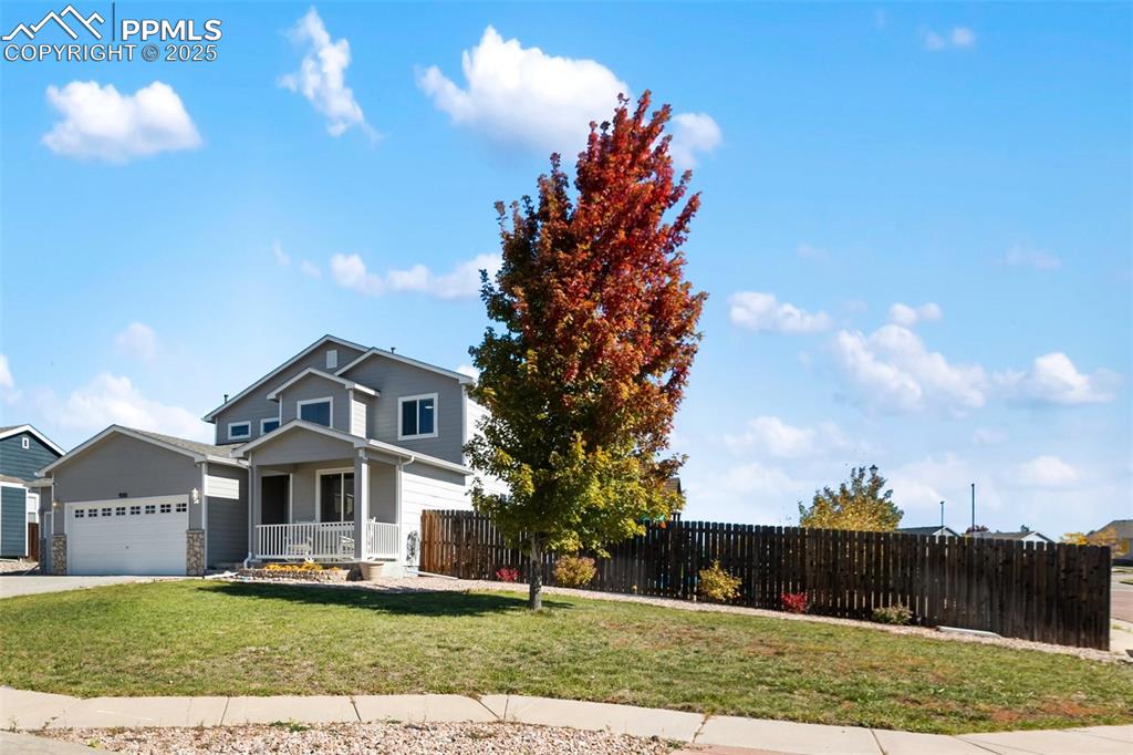 Image 2 of 32: Front of Structure