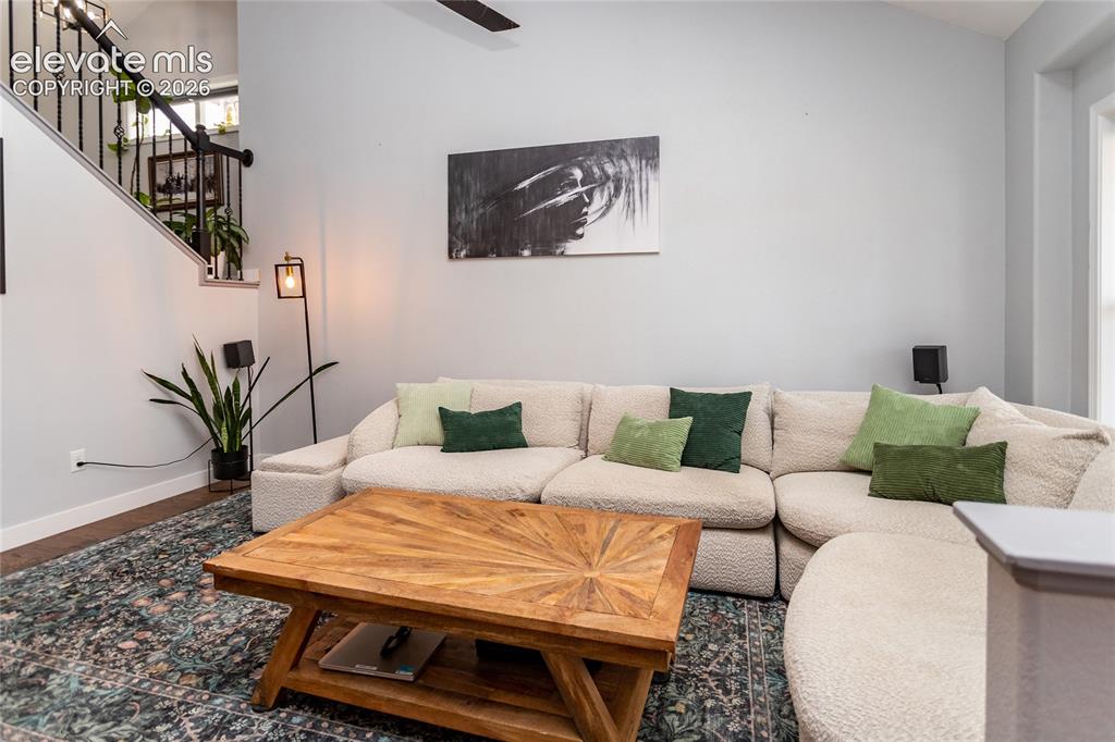 Image 15 of 45: Living Room