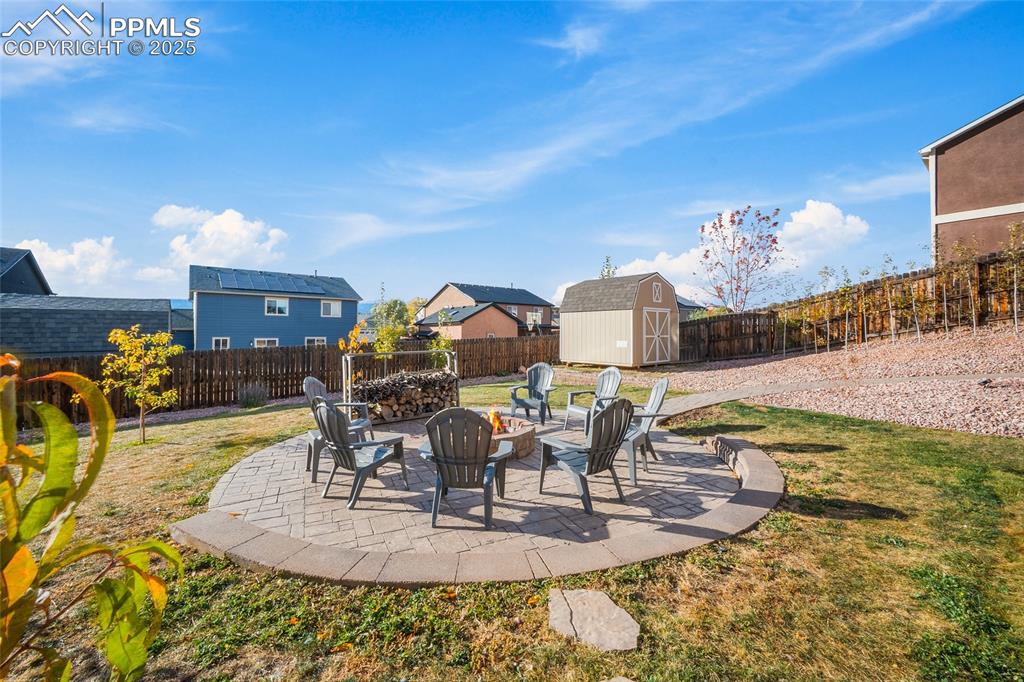 Image 44 of 50: Fire pit!