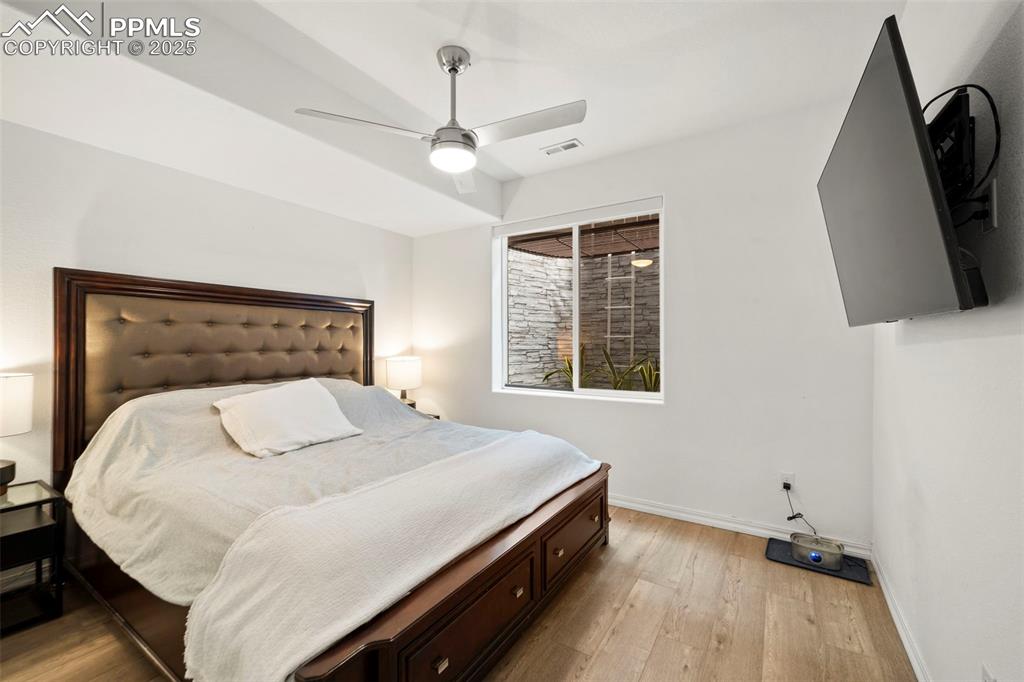 Image 24 of 48: Bedroom