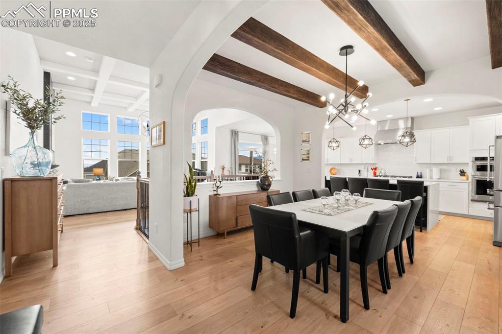 Image 5 of 48: Dining Area