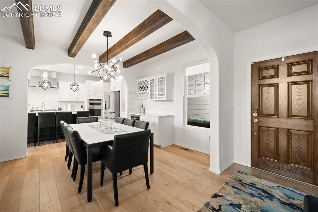 Image 6 of 48: Dining Area