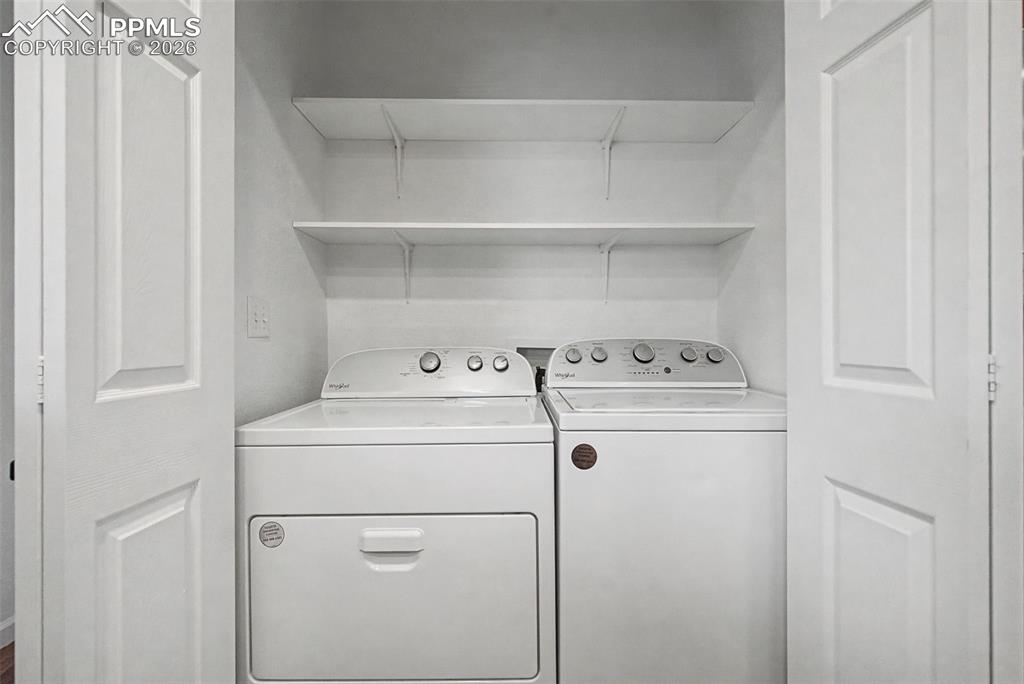 Image 15 of 31: Laundry