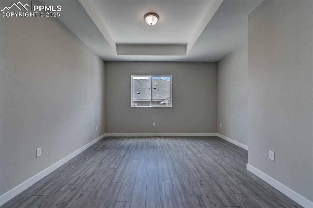 Image 9 of 43: Dining Room