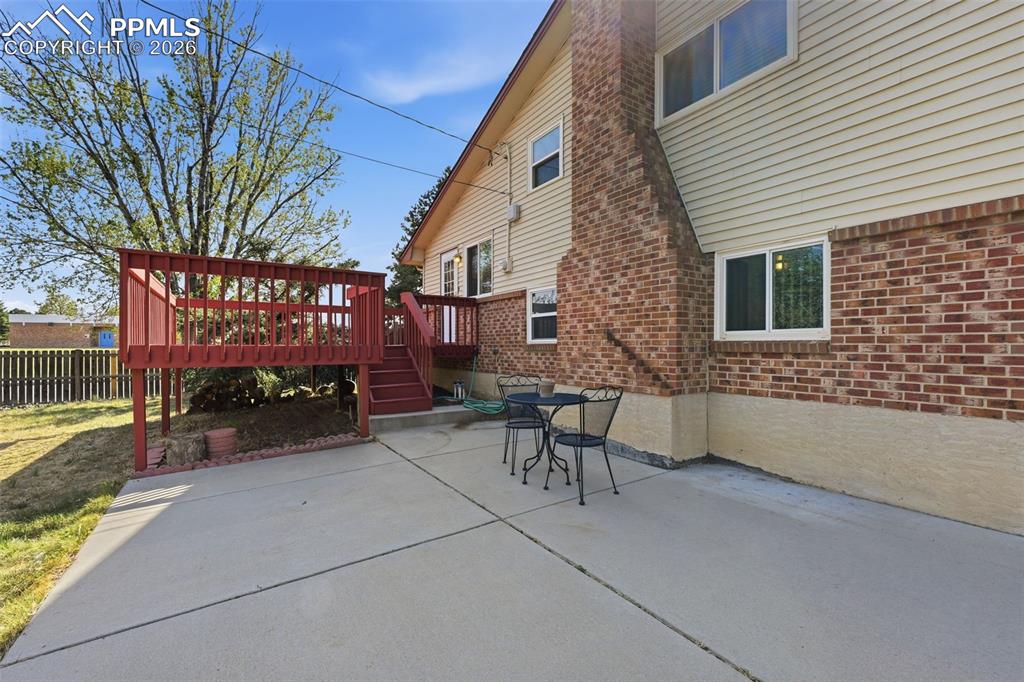 Image 28 of 36: Patio