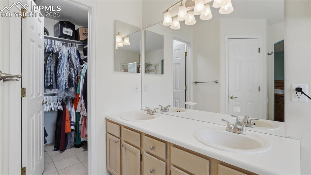 Image 26 of 44: No Description Available