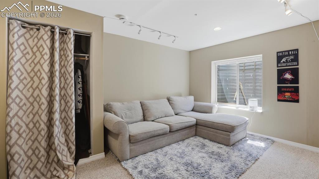 Image 33 of 44: No Description Available