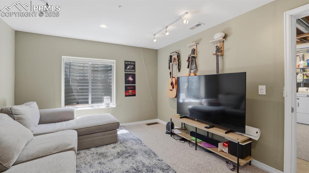 Image 35 of 44: No Description Available