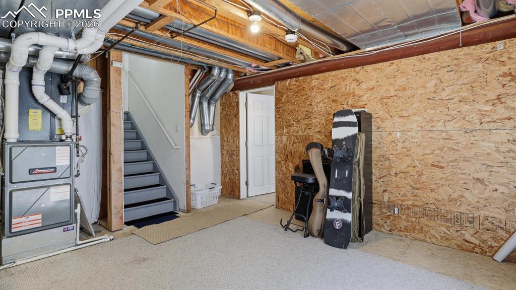 Image 37 of 44: No Description Available