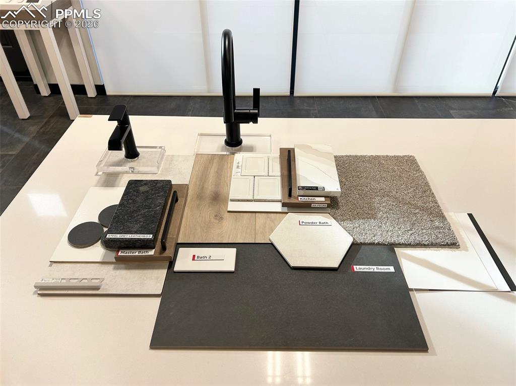 Image 2 of 2: Interior color selections