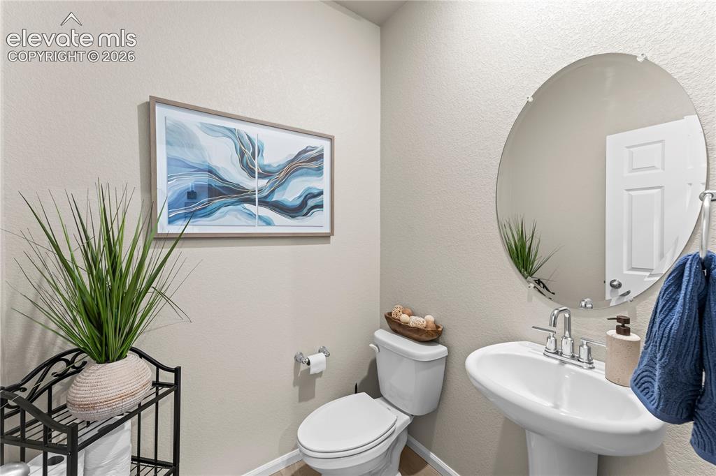 Image 10 of 35: Bathroom