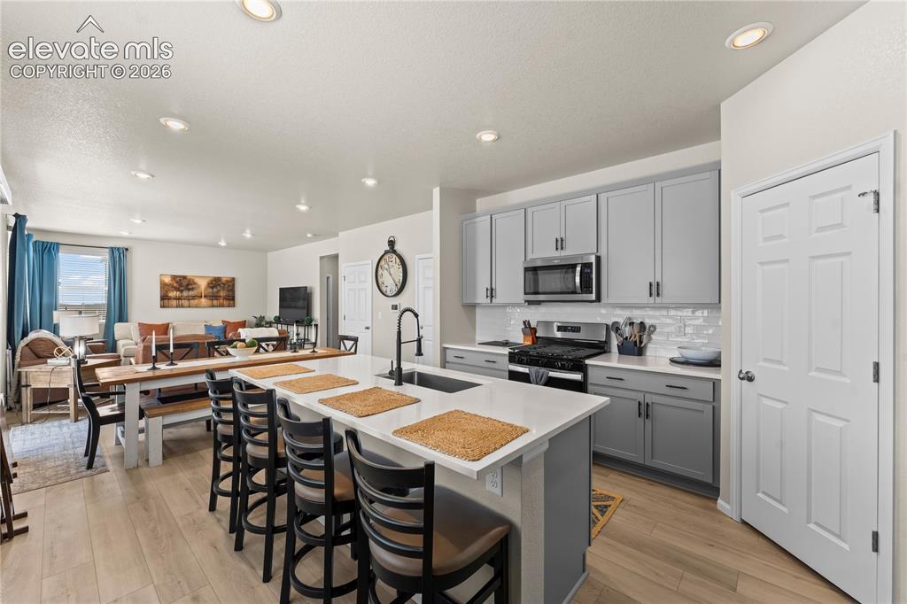 Image 12 of 35: Kitchen