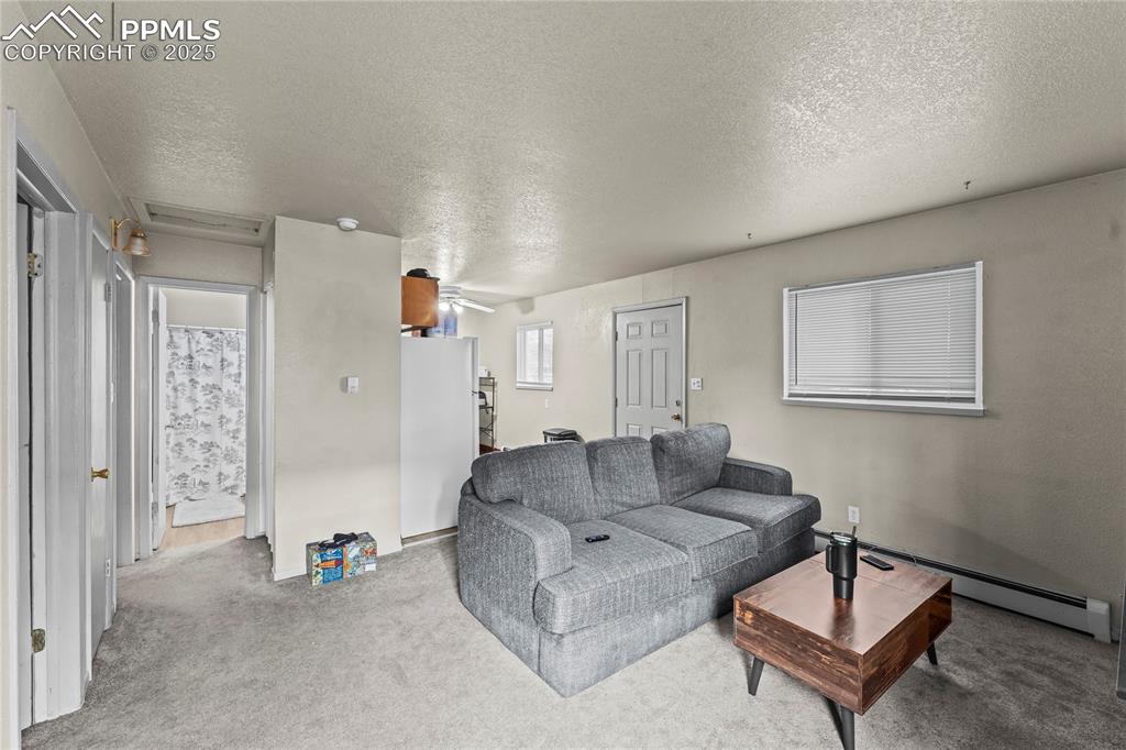 Image 4 of 28: Living Room