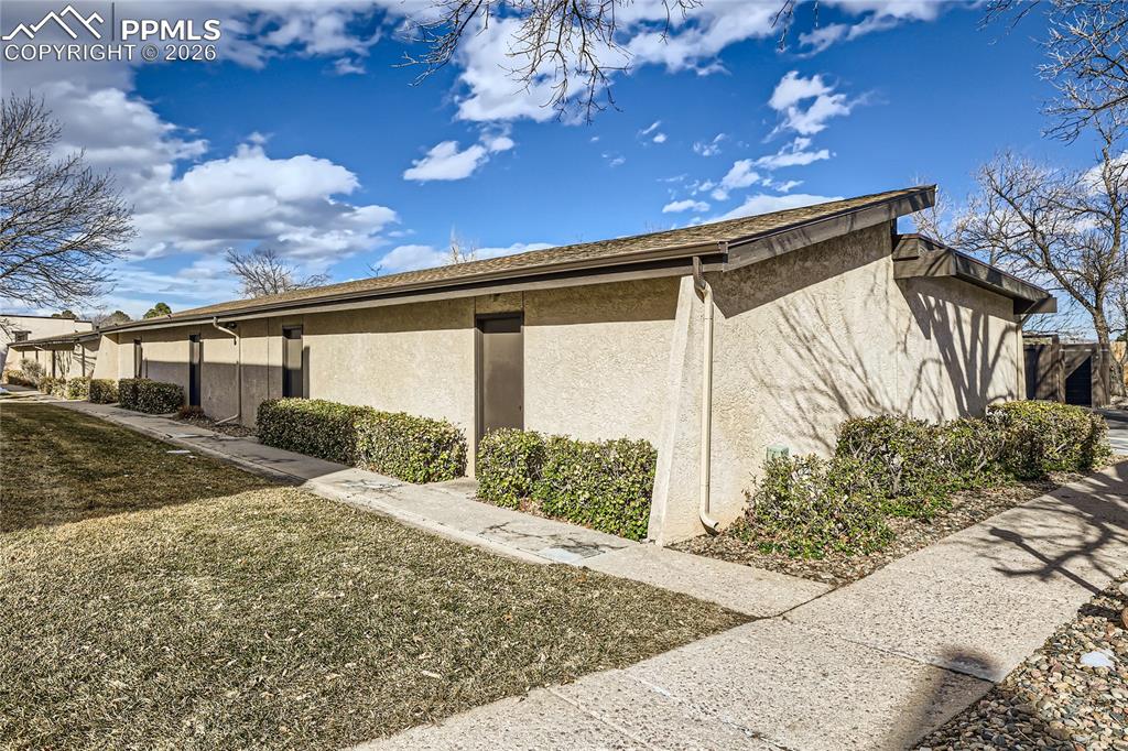 Image 25 of 26: Side of Structure