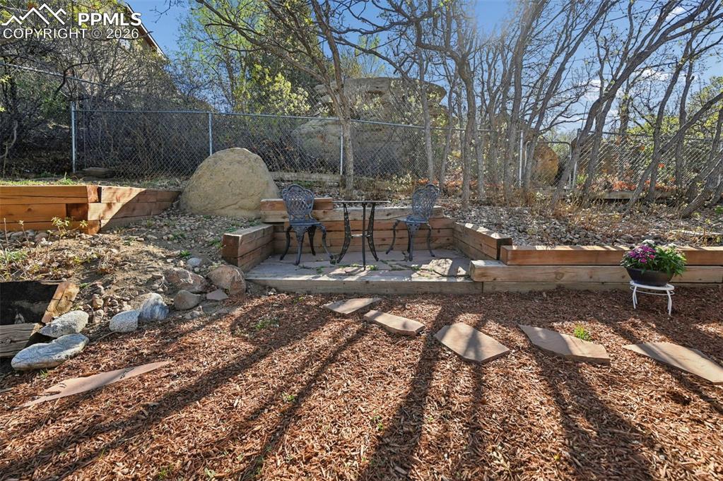 Image 38 of 50: various seating areas