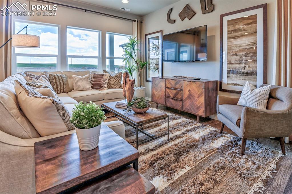 Image 5 of 32: *Photos of Previous Model Home of Same Plan. Options/Features will vary