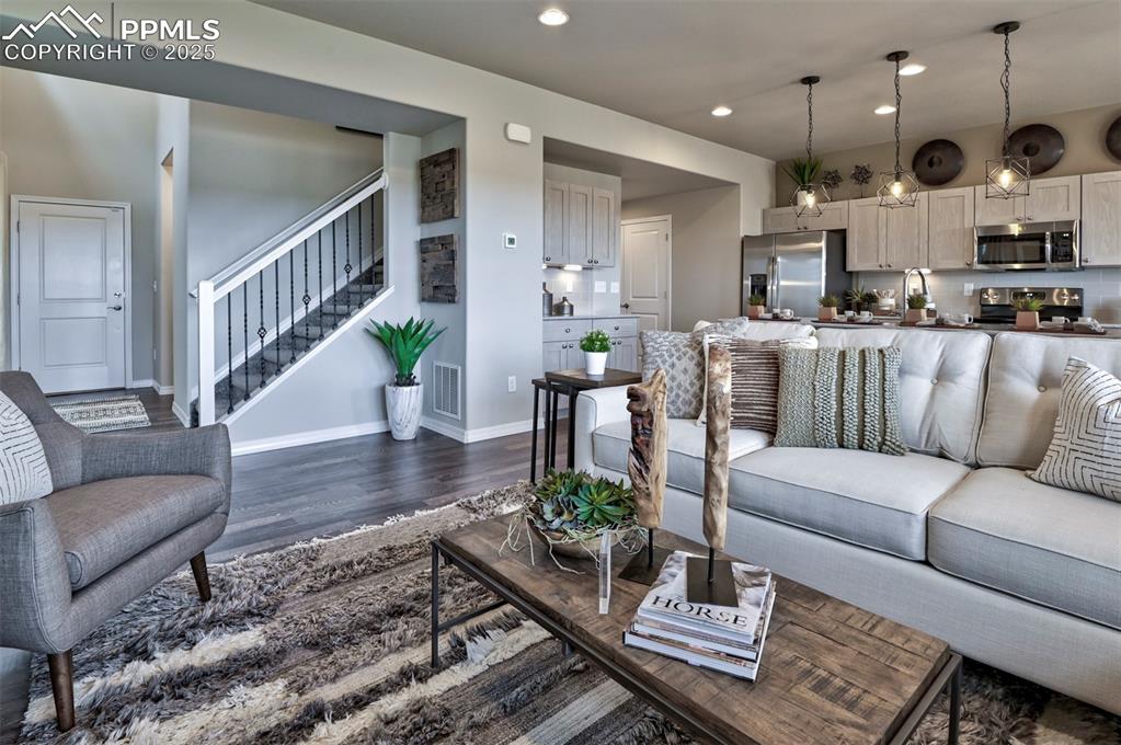 Image 7 of 32: *Photos of Previous Model Home of Same Plan. Options/Features will vary