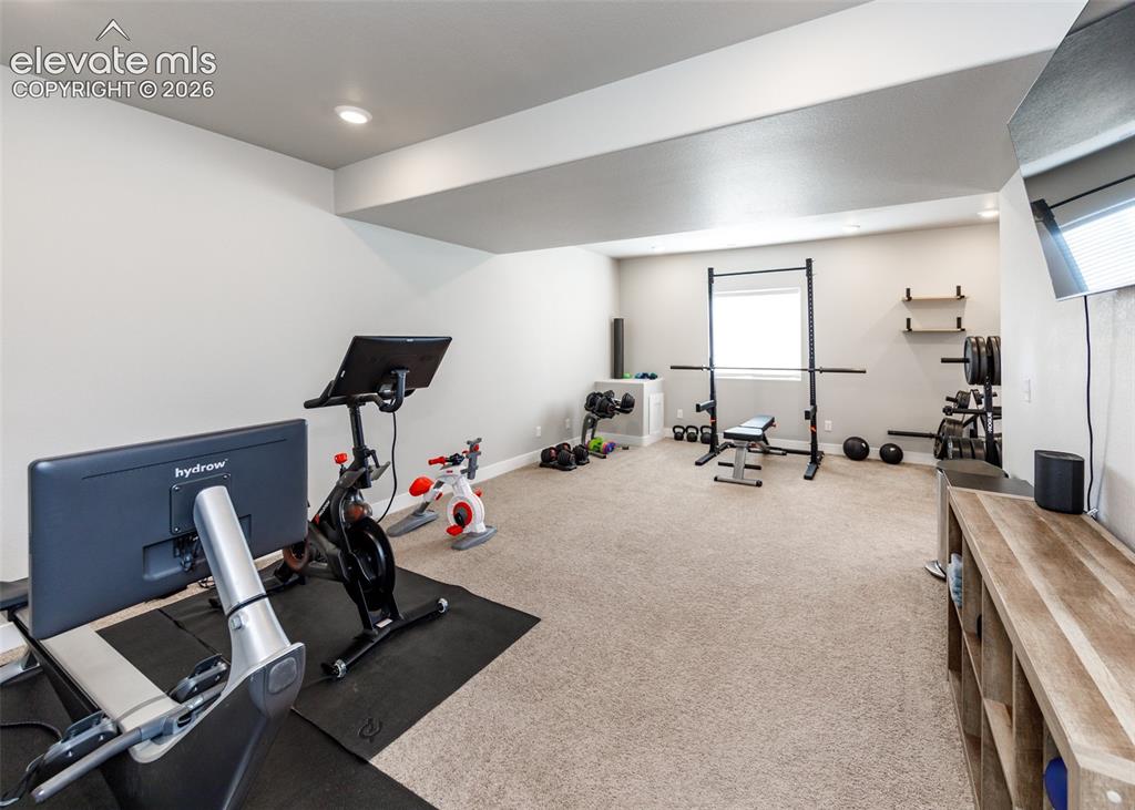 Image 35 of 45: Exercise Room