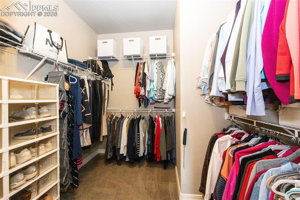 Image 20 of 45: Closet