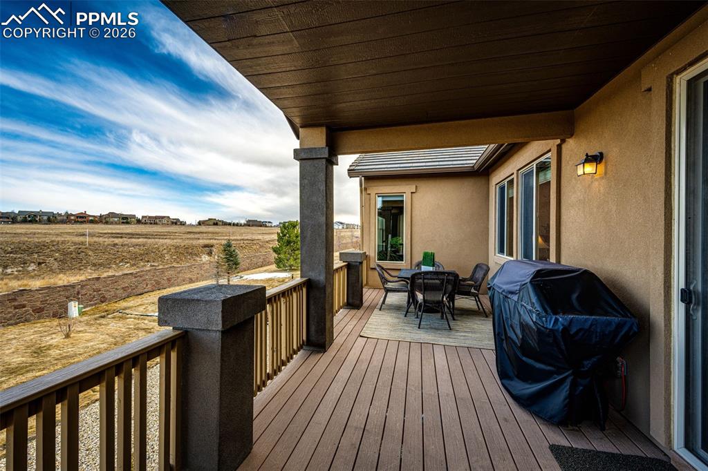 Image 42 of 45: Deck