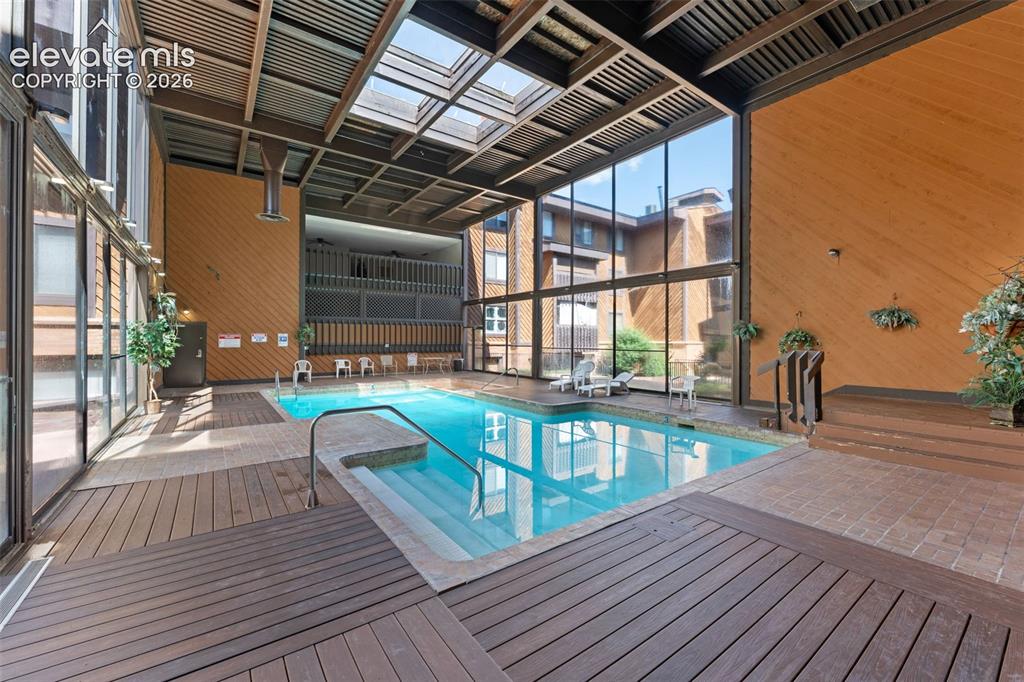 Image 29 of 29: Pool