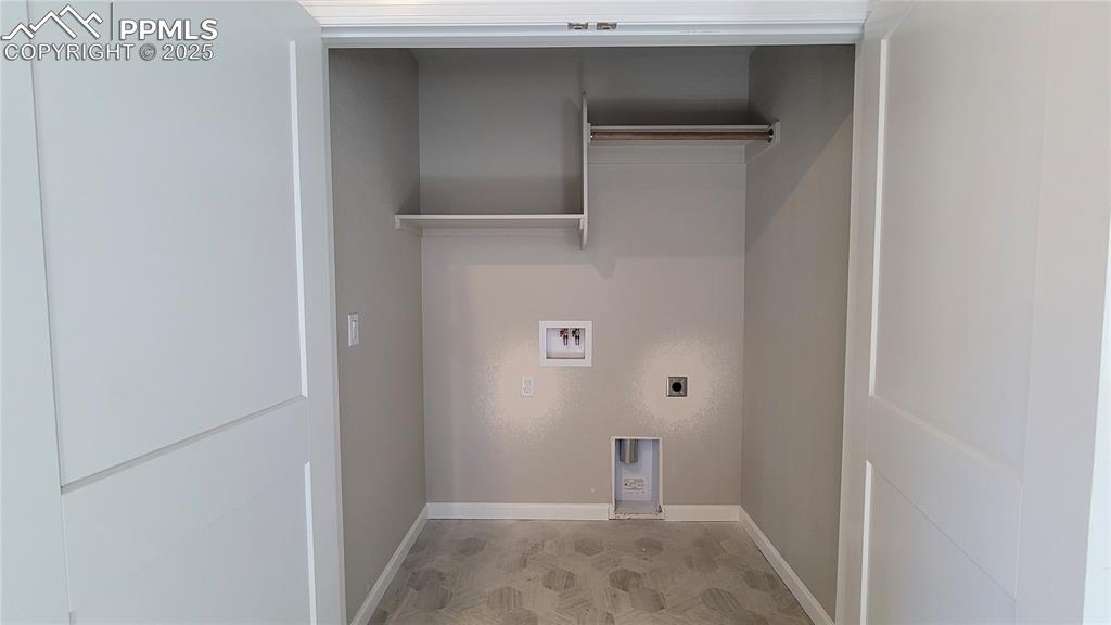 Image 25 of 30: Laundry closet! 