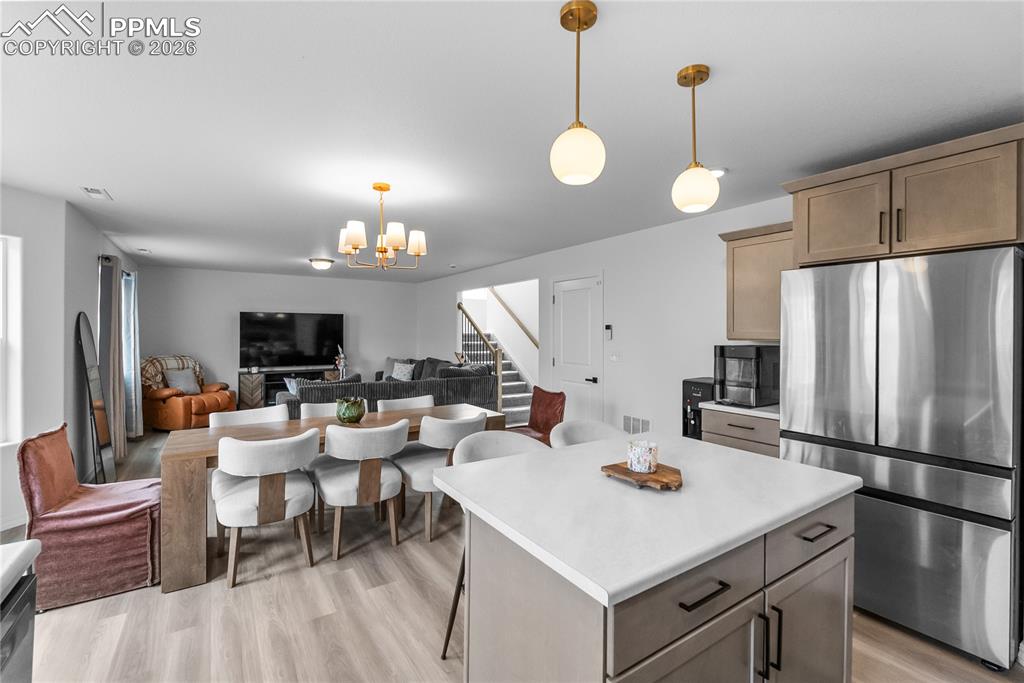 Image 10 of 31: Kitchen