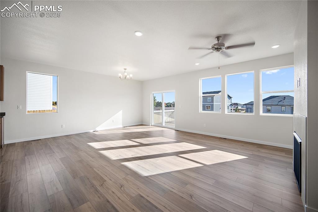 Image 19 of 38: Living Room