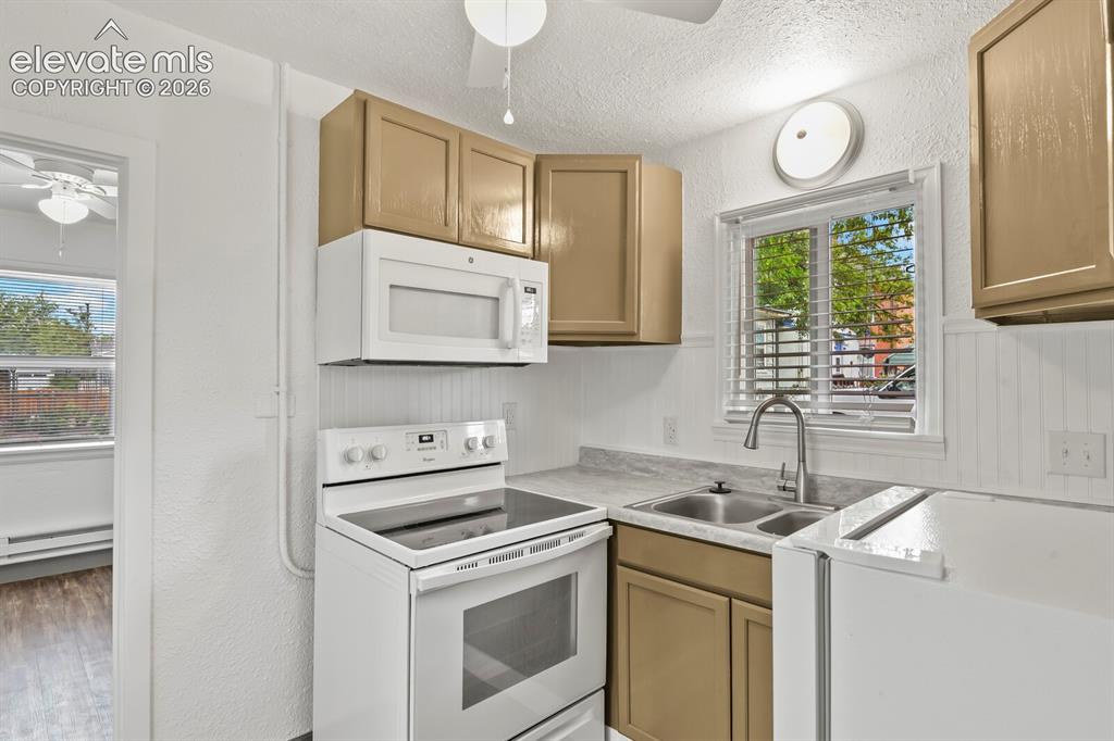Image 39 of 47: ADU Kitchen