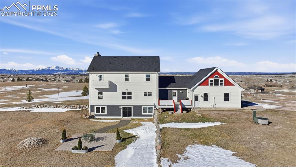 Image 2 of 46: Back of Structure