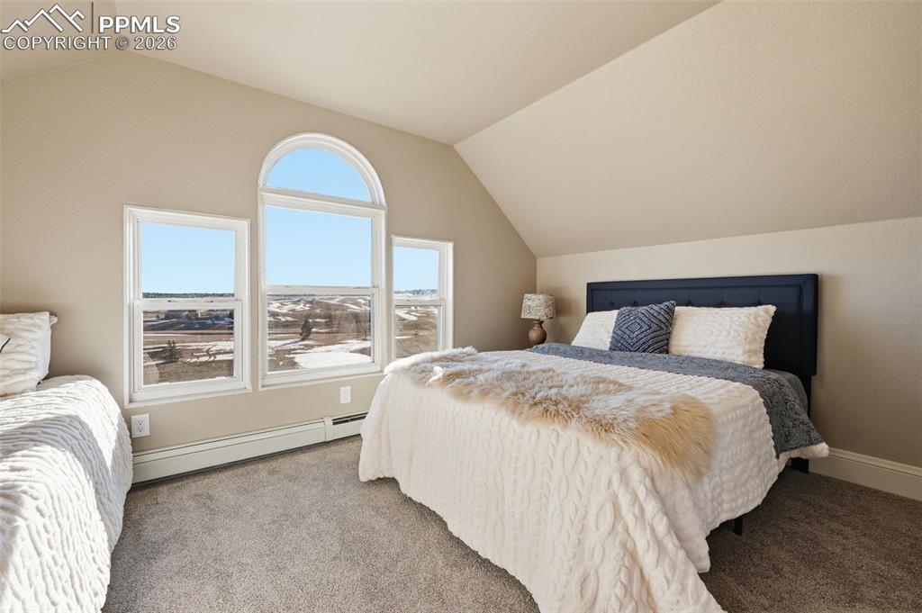 Image 37 of 46: Loft