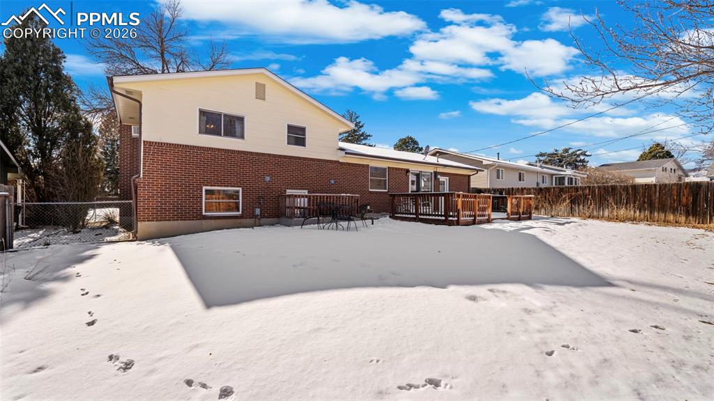 Image 30 of 38: Back of Structure