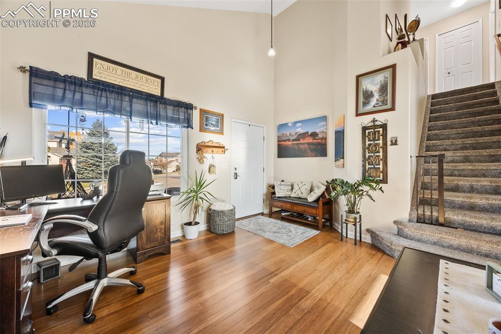 Image 9 of 35: Office