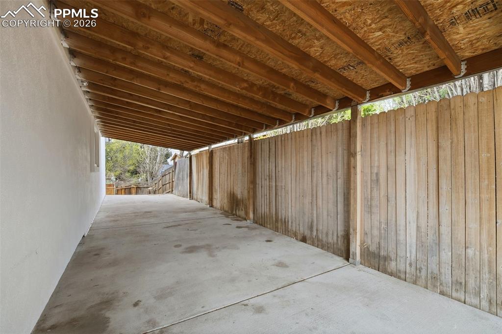 Image 32 of 33: Patio