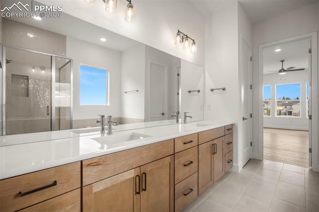 Image 27 of 44: Master Bathroom