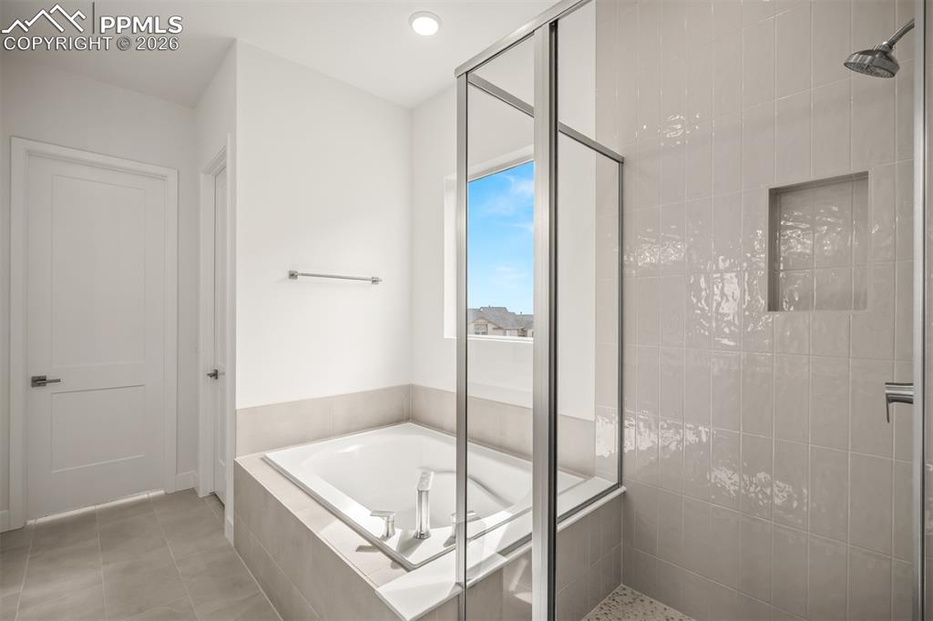 Image 29 of 44: Master Bathroom