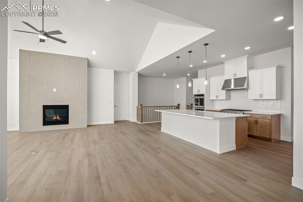 Image 9 of 44: Living Room