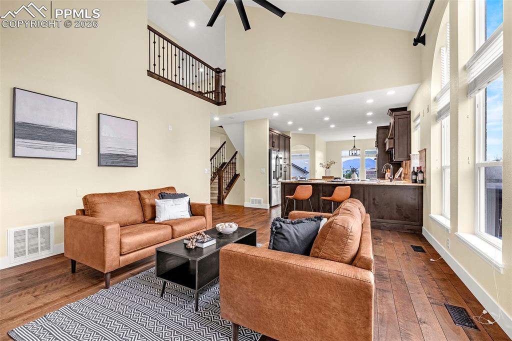 Image 14 of 43: Living Room