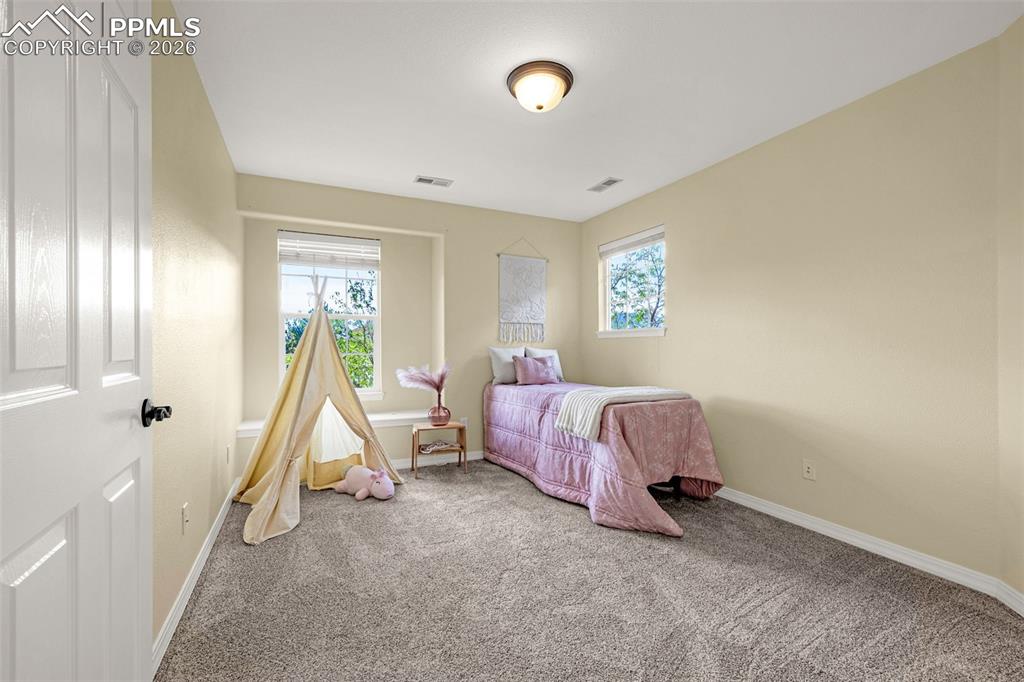 Image 27 of 43: Bedroom