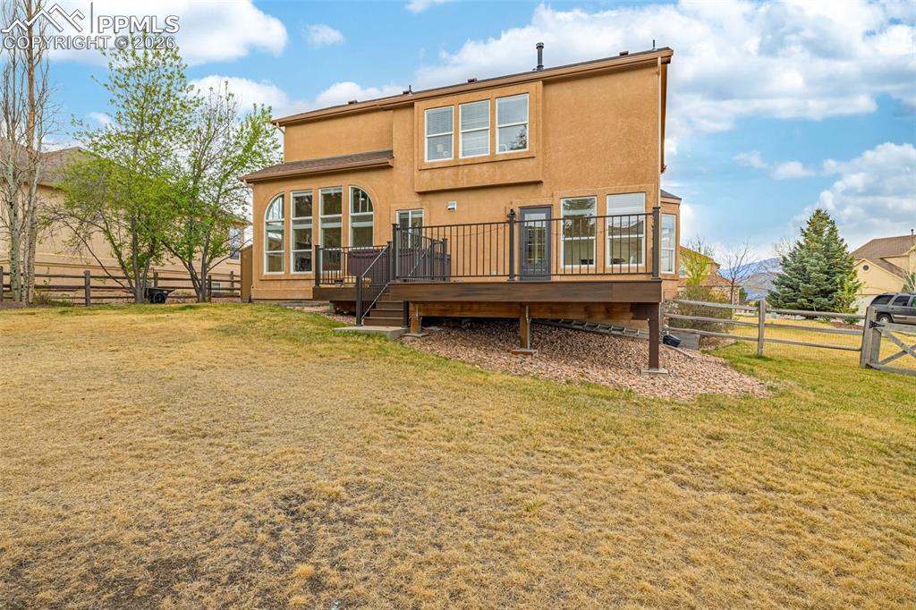 Image 37 of 43: Back of Structure