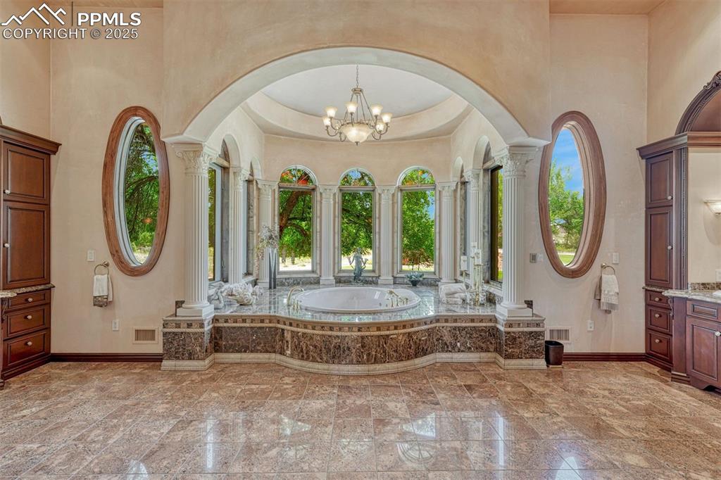 Image 21 of 50: Master Bathroom