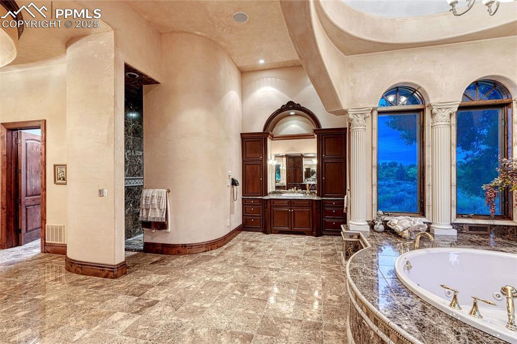 Image 22 of 50: Master Bathroom