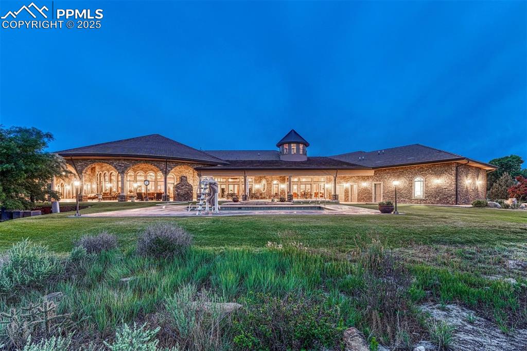 Image 49 of 50: Back of Structure