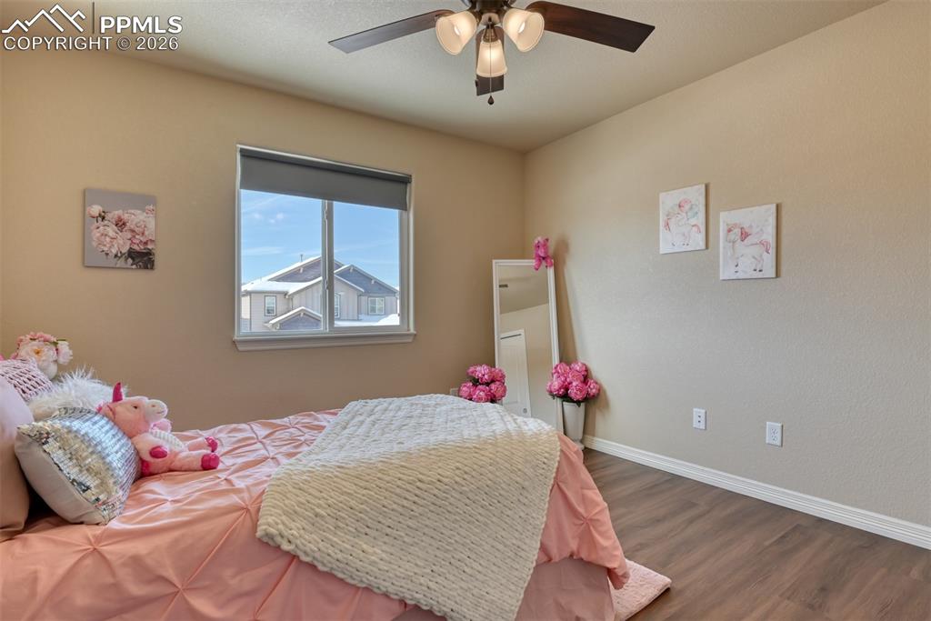 Image 23 of 48: Bedroom