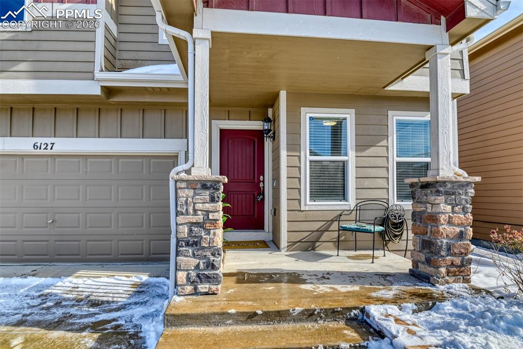 Image 4 of 48: Entry