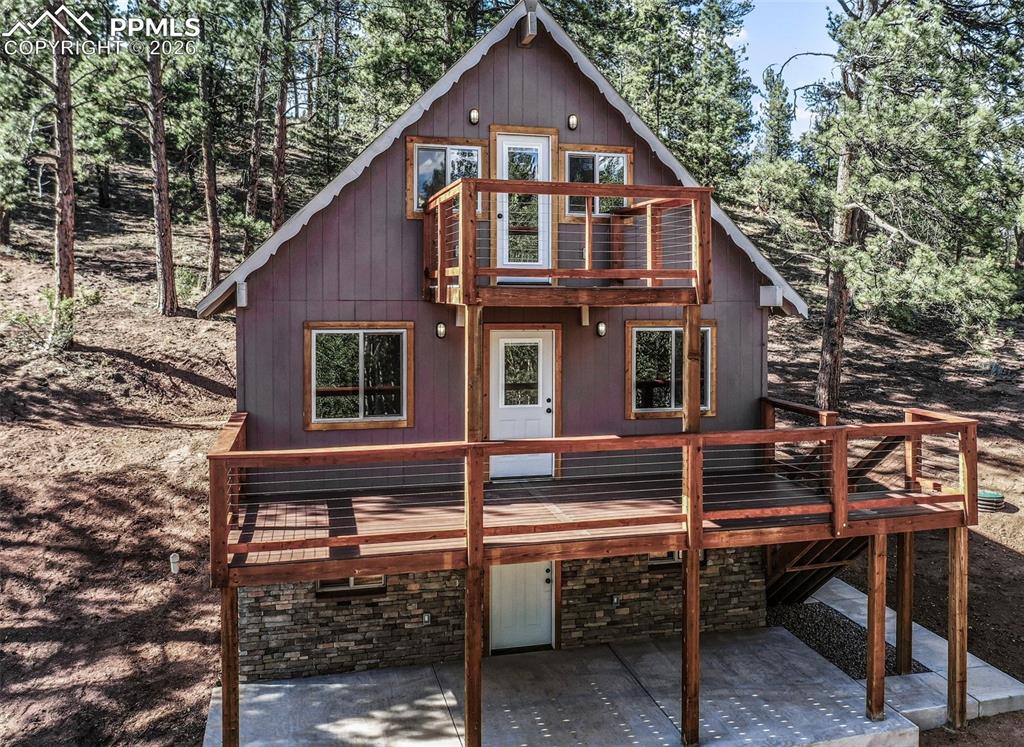 Image 2 of 38: Front of Structure