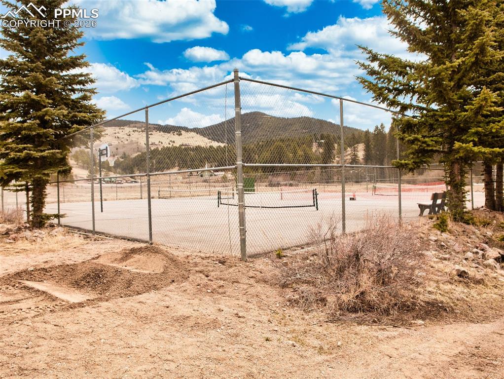 Image 33 of 38: Tennis courts