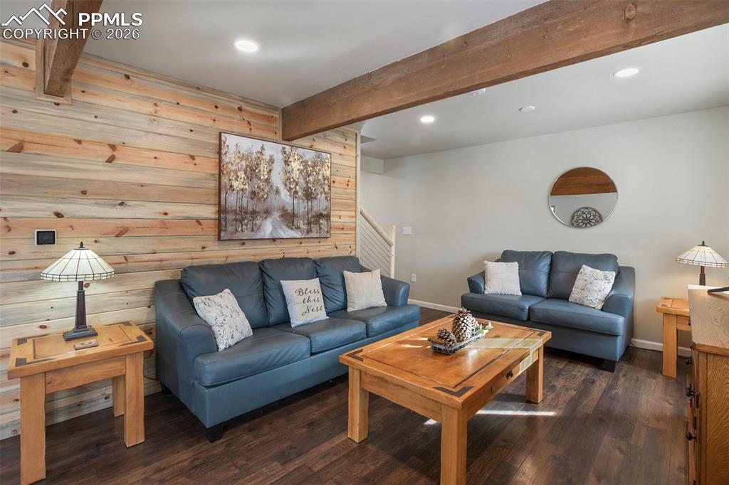 Image 6 of 38: Main level 